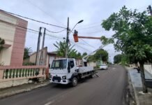 Prefeitura de Araruama reforça iluminação pública com lâmpadas de maior potência em importantes vias da cidade