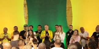 Manoela Péres reúne apoiadores e lideranças no diretório do PL em Araruama e agradece pelos 117.648 votos